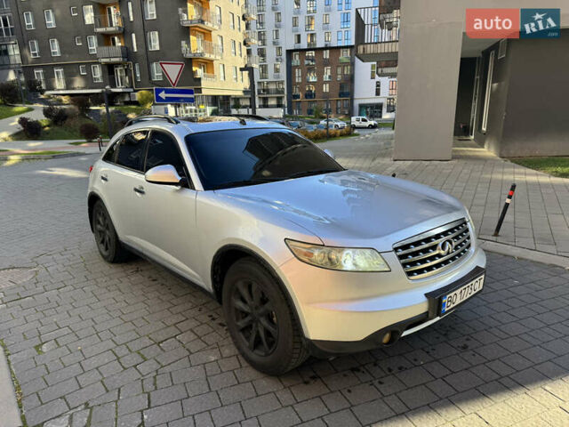 Серый Инфинити FX 35, объемом двигателя 3.5 л и пробегом 280 тыс. км за 7700 $, фото 7 на Automoto.ua