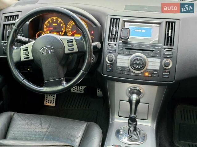 Серый Инфинити FX 35, объемом двигателя 3.5 л и пробегом 168 тыс. км за 8900 $, фото 26 на Automoto.ua