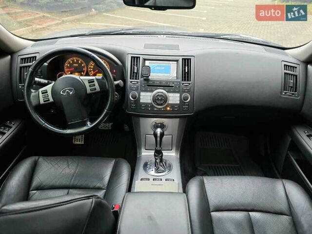 Серый Инфинити FX 35, объемом двигателя 3.5 л и пробегом 168 тыс. км за 8900 $, фото 25 на Automoto.ua