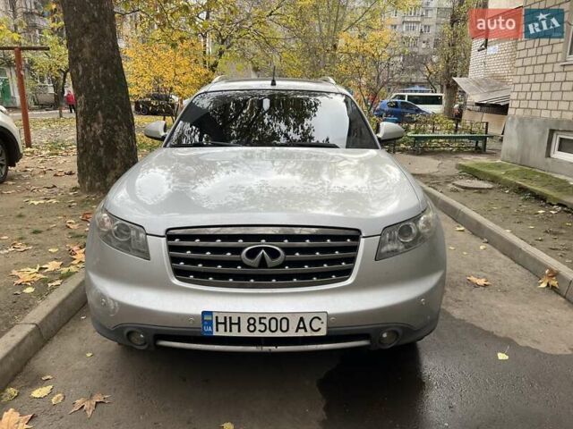 Сірий Інфініті FX 35, об'ємом двигуна 3.5 л та пробігом 226 тис. км за 8600 $, фото 2 на Automoto.ua