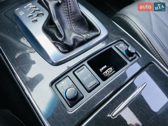 Серый Инфинити FX 35, объемом двигателя 3.5 л и пробегом 257 тыс. км за 11999 $, фото 29 на Automoto.ua