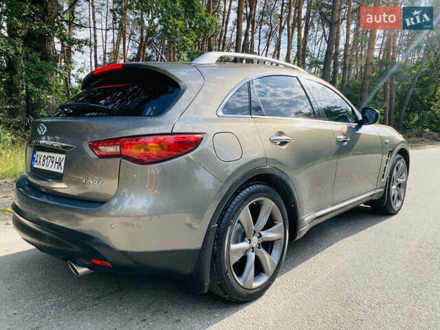 Серый Инфинити FX 35, объемом двигателя 3.5 л и пробегом 255 тыс. км за 11900 $, фото 16 на Automoto.ua