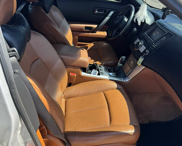 Сірий Інфініті FX 35, об'ємом двигуна 3.5 л та пробігом 218 тис. км за 9500 $, фото 5 на Automoto.ua