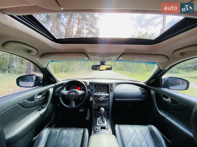 Серый Инфинити FX 35, объемом двигателя 3.5 л и пробегом 255 тыс. км за 11900 $, фото 23 на Automoto.ua