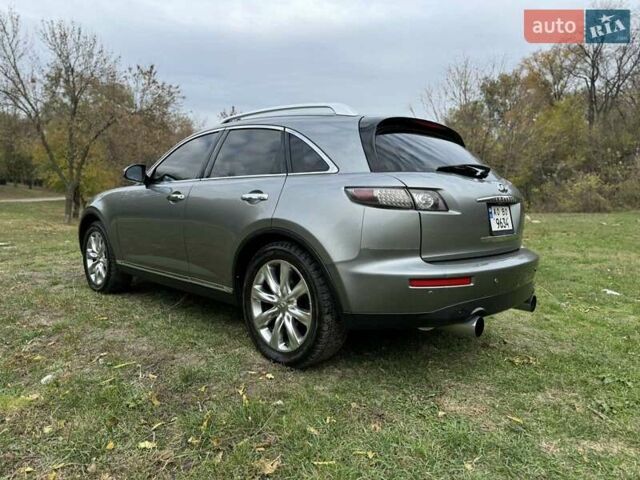 Сірий Інфініті FX 35, об'ємом двигуна 3.5 л та пробігом 205 тис. км за 8950 $, фото 4 на Automoto.ua
