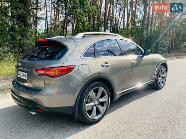 Серый Инфинити FX 35, объемом двигателя 3.5 л и пробегом 255 тыс. км за 11900 $, фото 14 на Automoto.ua