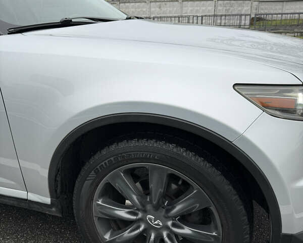 Серый Инфинити FX 35, объемом двигателя 3.5 л и пробегом 128 тыс. км за 10700 $, фото 8 на Automoto.ua