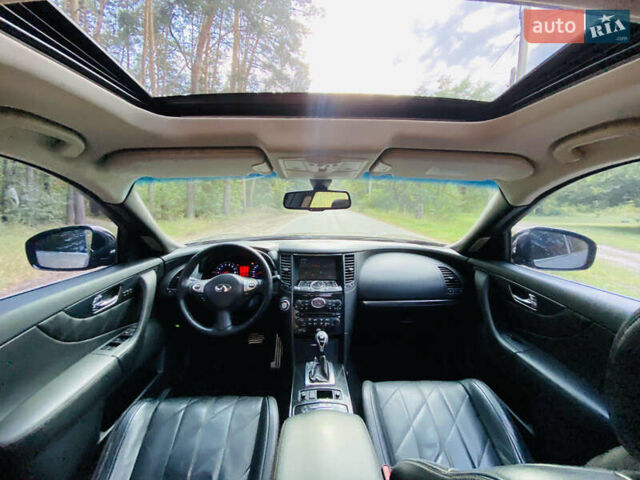 Серый Инфинити FX 35, объемом двигателя 3.5 л и пробегом 255 тыс. км за 11900 $, фото 25 на Automoto.ua