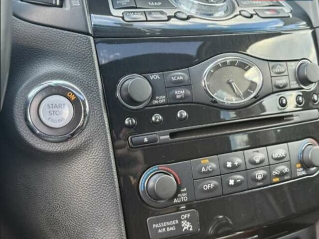 Сірий Інфініті FX 35, об'ємом двигуна 3.5 л та пробігом 157 тис. км за 13500 $, фото 4 на Automoto.ua