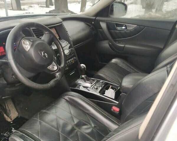 Сірий Інфініті FX 35, об'ємом двигуна 3.5 л та пробігом 157 тис. км за 13500 $, фото 5 на Automoto.ua