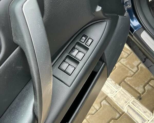 Синий Инфинити FX 35, объемом двигателя 3.5 л и пробегом 195 тыс. км за 9000 $, фото 12 на Automoto.ua