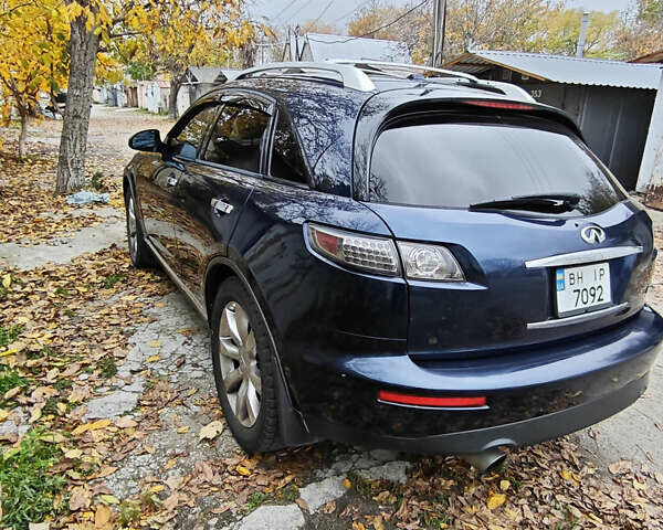 Синий Инфинити FX 35, объемом двигателя 3.5 л и пробегом 230 тыс. км за 8200 $, фото 2 на Automoto.ua