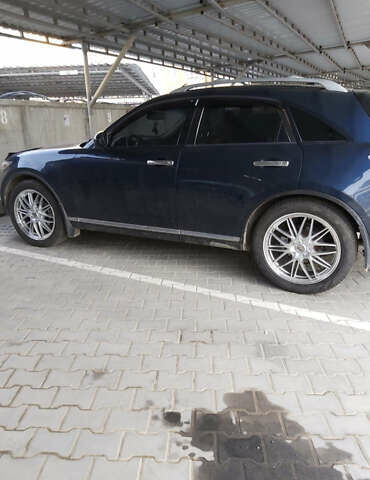 Синий Инфинити FX 35, объемом двигателя 3.5 л и пробегом 230 тыс. км за 8200 $, фото 15 на Automoto.ua