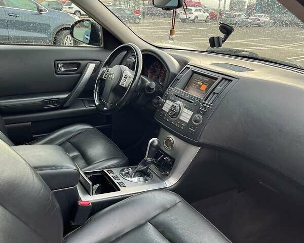 Синий Инфинити FX 35, объемом двигателя 3.5 л и пробегом 195 тыс. км за 9000 $, фото 7 на Automoto.ua