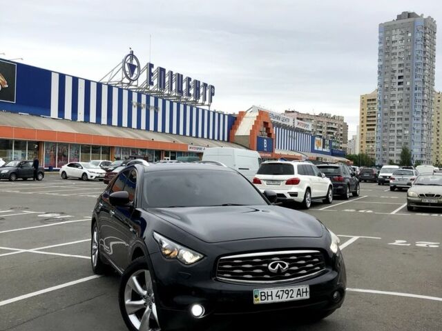 Чорний Інфініті FX 37, об'ємом двигуна 3.7 л та пробігом 3 тис. км за 18160 $, фото 2 на Automoto.ua