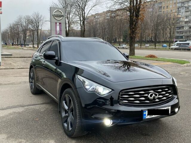 Чорний Інфініті FX 37, об'ємом двигуна 3.7 л та пробігом 186 тис. км за 18500 $, фото 6 на Automoto.ua