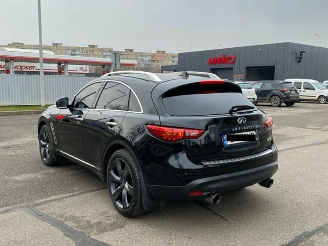 Чорний Інфініті FX 37, об'ємом двигуна 3.7 л та пробігом 186 тис. км за 18500 $, фото 2 на Automoto.ua