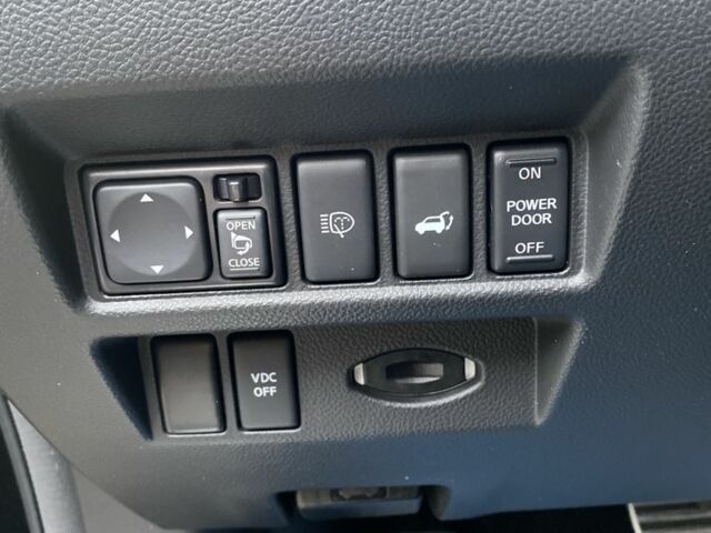 Чорний Інфініті FX 37, об'ємом двигуна 3.7 л та пробігом 186 тис. км за 18500 $, фото 9 на Automoto.ua