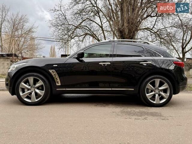 Чорний Інфініті FX 37, об'ємом двигуна 3.7 л та пробігом 211 тис. км за 16900 $, фото 6 на Automoto.ua