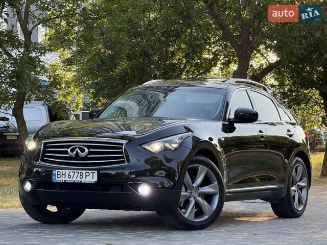 Черный Инфинити FX 37, объемом двигателя 3.7 л и пробегом 211 тыс. км за 16800 $, фото 27 на Automoto.ua