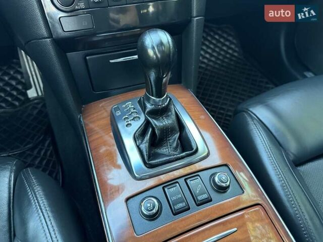 Черный Инфинити FX 37, объемом двигателя 3.7 л и пробегом 211 тыс. км за 16800 $, фото 70 на Automoto.ua