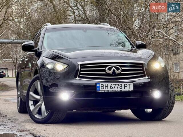 Чорний Інфініті FX 37, об'ємом двигуна 3.7 л та пробігом 211 тис. км за 16900 $, фото 34 на Automoto.ua