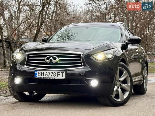 Чорний Інфініті FX 37, об'ємом двигуна 3.7 л та пробігом 211 тис. км за 16900 $, фото 20 на Automoto.ua