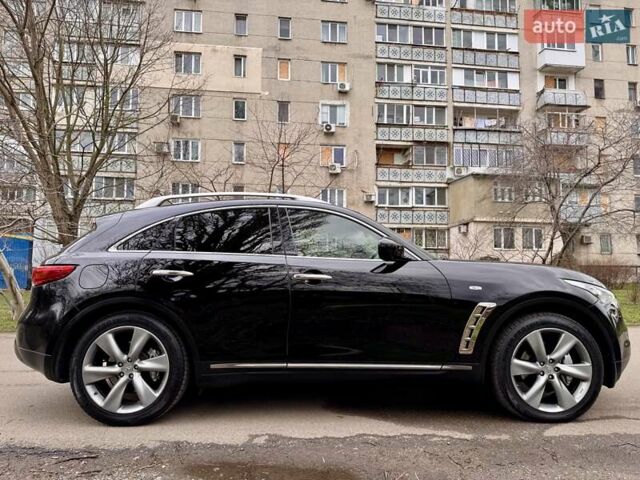 Чорний Інфініті FX 37, об'ємом двигуна 3.7 л та пробігом 211 тис. км за 16900 $, фото 10 на Automoto.ua