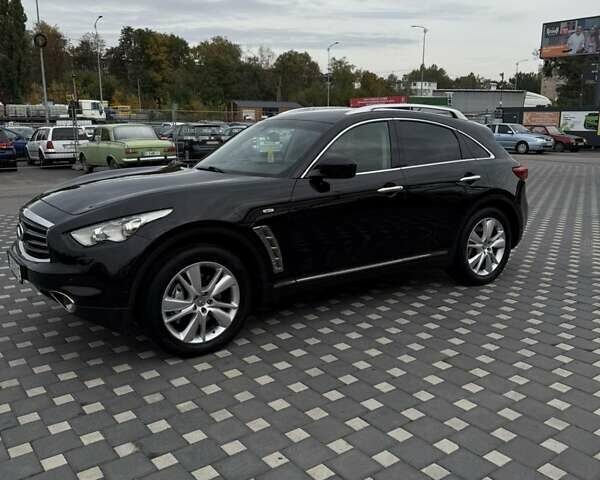Черный Инфинити FX 37, объемом двигателя 3.7 л и пробегом 172 тыс. км за 17700 $, фото 6 на Automoto.ua