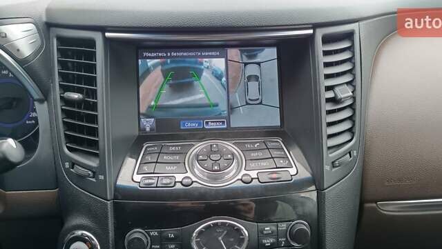 Черный Инфинити FX 37, объемом двигателя 3.7 л и пробегом 172 тыс. км за 17700 $, фото 9 на Automoto.ua