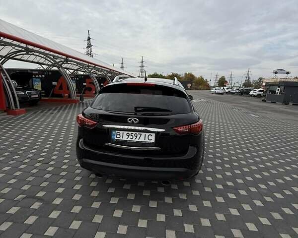 Черный Инфинити FX 37, объемом двигателя 3.7 л и пробегом 172 тыс. км за 17700 $, фото 25 на Automoto.ua