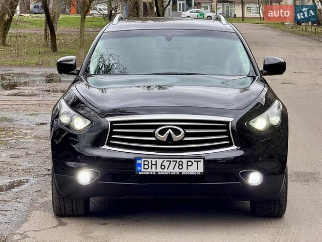 Чорний Інфініті FX 37, об'ємом двигуна 3.7 л та пробігом 211 тис. км за 16900 $, фото 1 на Automoto.ua