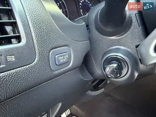 Черный Инфинити FX 37, объемом двигателя 3.7 л и пробегом 211 тыс. км за 16800 $, фото 26 на Automoto.ua