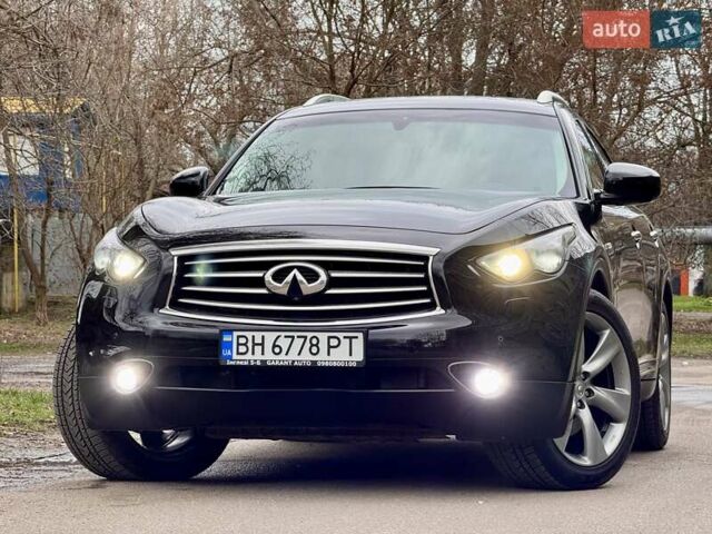 Чорний Інфініті FX 37, об'ємом двигуна 3.7 л та пробігом 211 тис. км за 16900 $, фото 22 на Automoto.ua