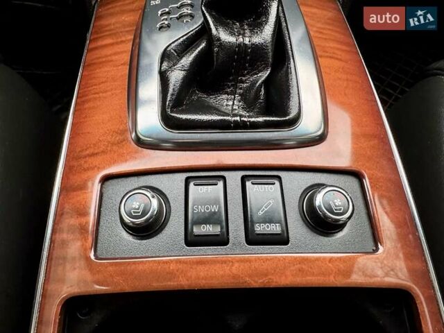Чорний Інфініті FX 37, об'ємом двигуна 3.7 л та пробігом 211 тис. км за 16900 $, фото 75 на Automoto.ua