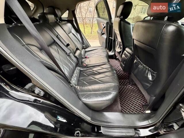 Чорний Інфініті FX 37, об'ємом двигуна 3.7 л та пробігом 211 тис. км за 16900 $, фото 64 на Automoto.ua