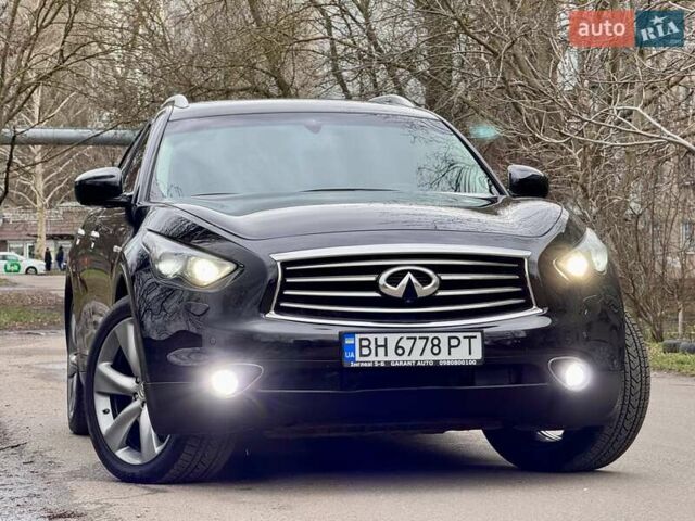Чорний Інфініті FX 37, об'ємом двигуна 3.7 л та пробігом 211 тис. км за 16900 $, фото 33 на Automoto.ua