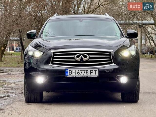 Чорний Інфініті FX 37, об'ємом двигуна 3.7 л та пробігом 211 тис. км за 16900 $, фото 2 на Automoto.ua