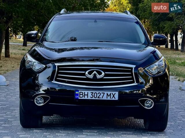 Чорний Інфініті FX 37, об'ємом двигуна 3.7 л та пробігом 202 тис. км за 15400 $, фото 2 на Automoto.ua