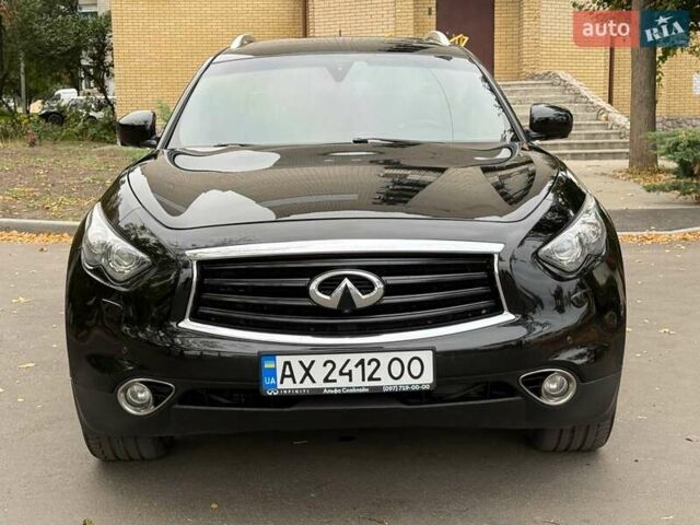 Чорний Інфініті FX 37, об'ємом двигуна 3.7 л та пробігом 178 тис. км за 16750 $, фото 19 на Automoto.ua