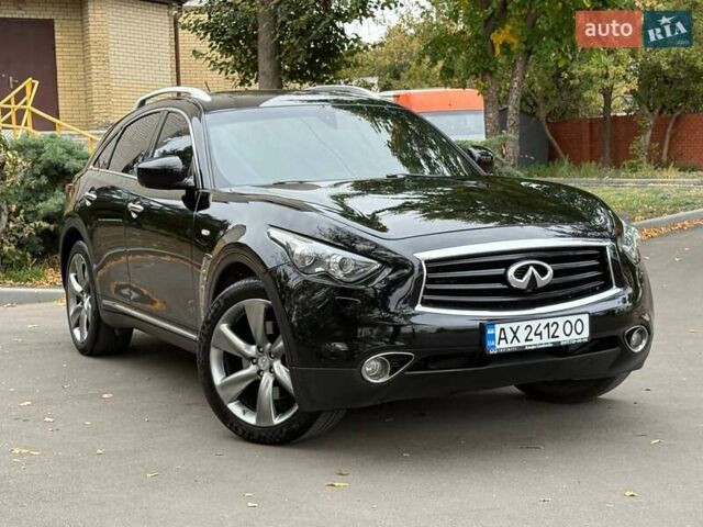 Чорний Інфініті FX 37, об'ємом двигуна 3.7 л та пробігом 178 тис. км за 16750 $, фото 17 на Automoto.ua
