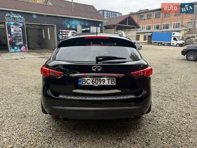 Черный Инфинити FX 37, объемом двигателя 3.7 л и пробегом 226 тыс. км за 16300 $, фото 6 на Automoto.ua