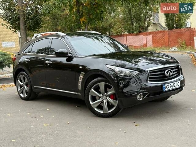 Чорний Інфініті FX 37, об'ємом двигуна 3.7 л та пробігом 178 тис. км за 16750 $, фото 14 на Automoto.ua