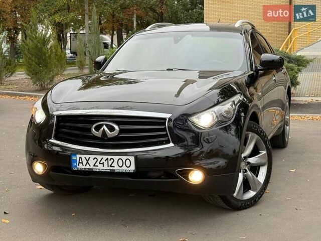 Чорний Інфініті FX 37, об'ємом двигуна 3.7 л та пробігом 178 тис. км за 16750 $, фото 3 на Automoto.ua