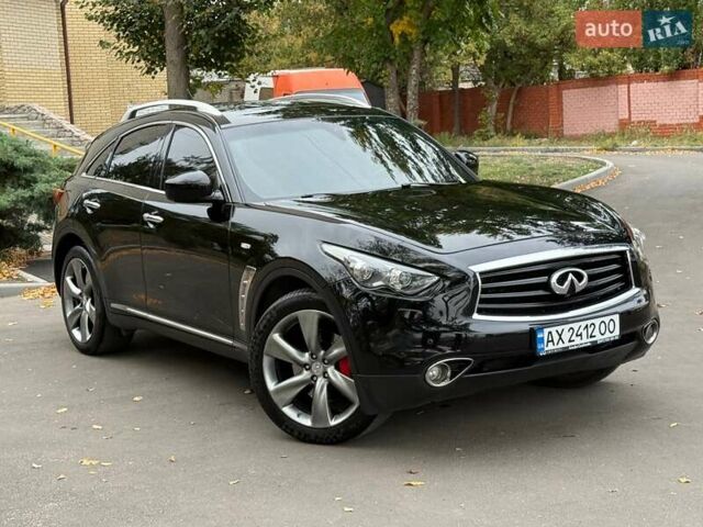 Чорний Інфініті FX 37, об'ємом двигуна 3.7 л та пробігом 178 тис. км за 16750 $, фото 15 на Automoto.ua