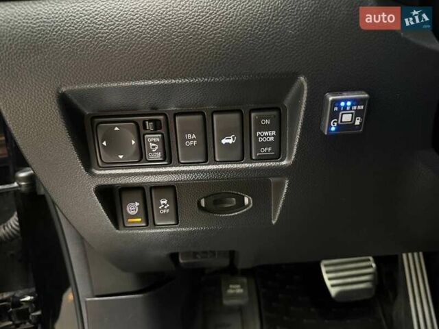 Чорний Інфініті FX 37, об'ємом двигуна 3.7 л та пробігом 178 тис. км за 16750 $, фото 40 на Automoto.ua