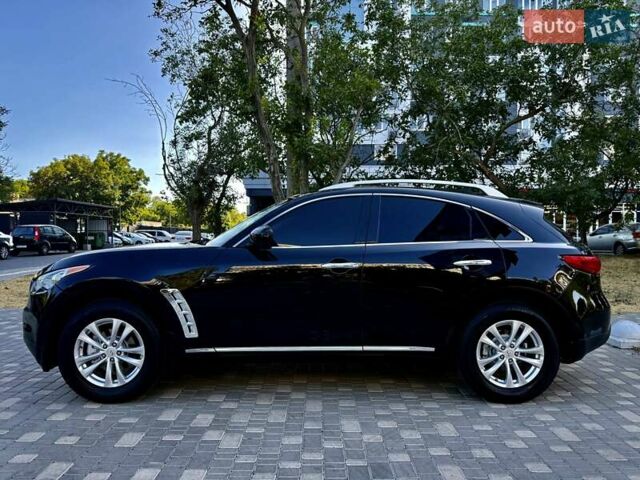Чорний Інфініті FX 37, об'ємом двигуна 3.7 л та пробігом 202 тис. км за 15400 $, фото 77 на Automoto.ua