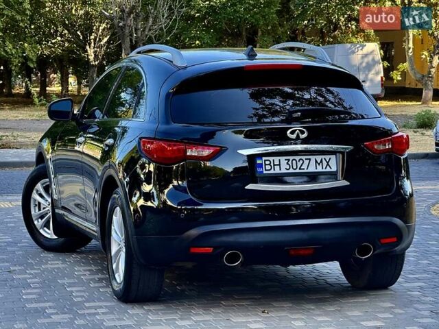 Чорний Інфініті FX 37, об'ємом двигуна 3.7 л та пробігом 202 тис. км за 15400 $, фото 80 на Automoto.ua