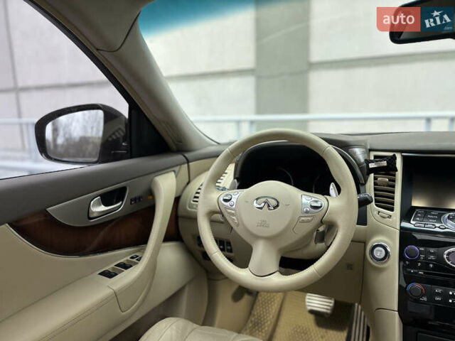 Фиолетовый Инфинити FX 37, объемом двигателя 3.7 л и пробегом 169 тыс. км за 13999 $, фото 22 на Automoto.ua