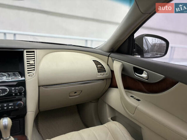 Фиолетовый Инфинити FX 37, объемом двигателя 3.7 л и пробегом 169 тыс. км за 13999 $, фото 24 на Automoto.ua